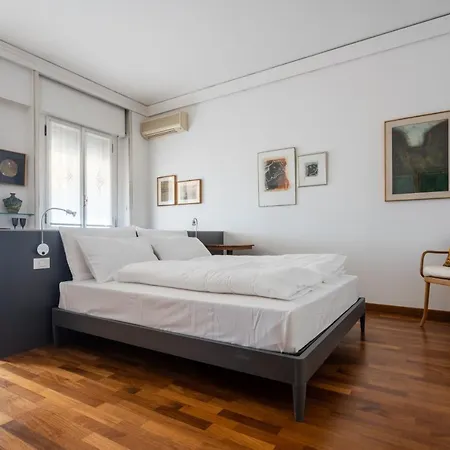 Lhost In - The Big Dream Apartamento *